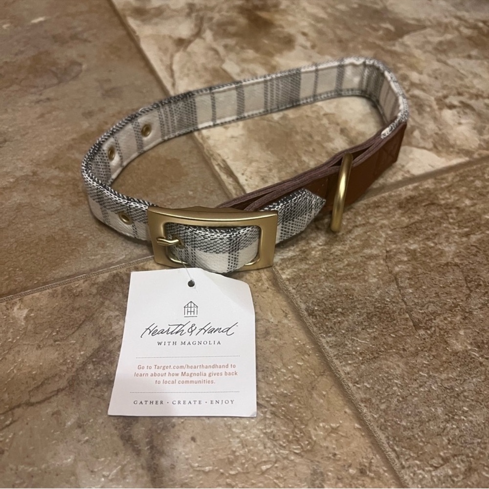 NWT hearth & hand dog collar